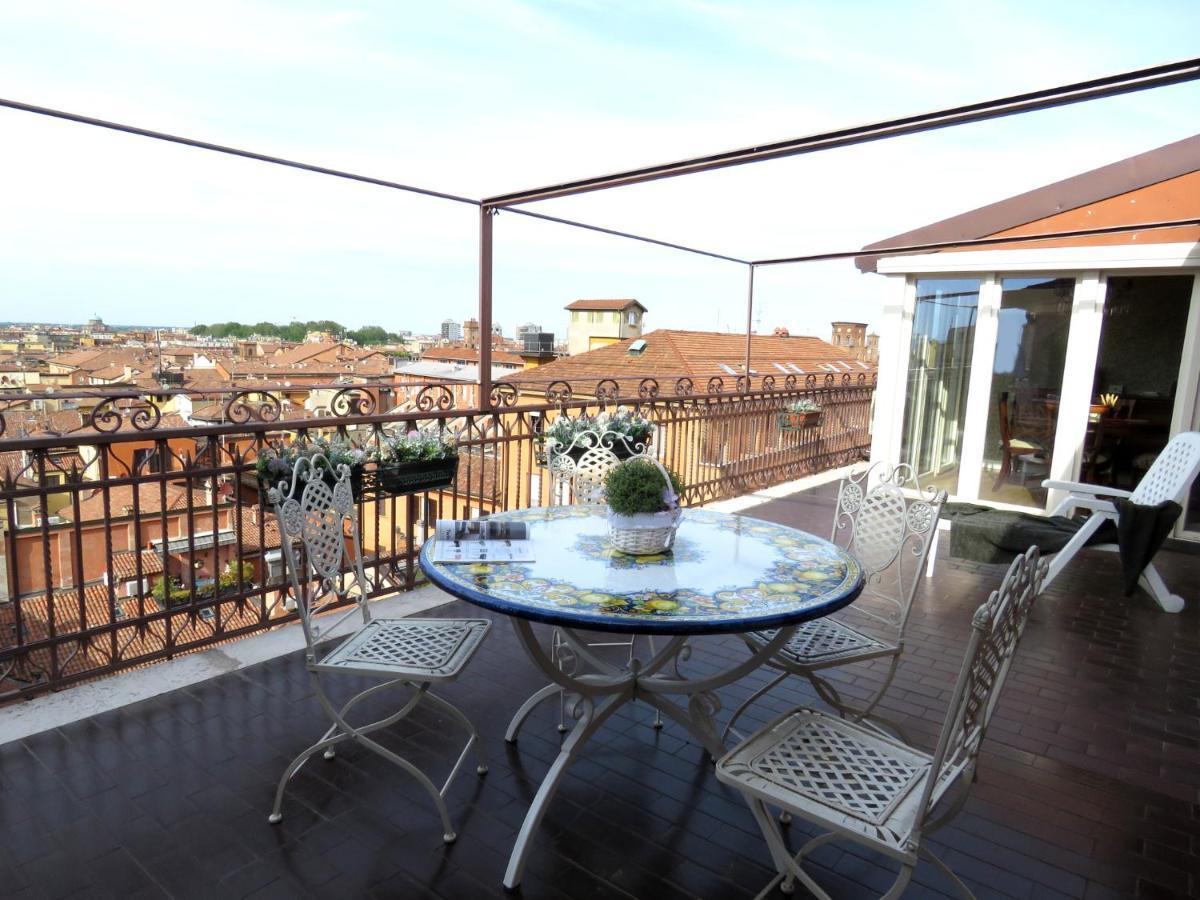 Montegrappa Apartment Bologna Bagian luar foto